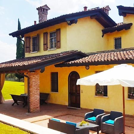 Casa Vacanze Soleluna Монтикьяри Экстерьер фото