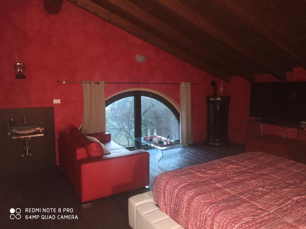 Casa Vacanze Soleluna Монтикьяри Экстерьер фото