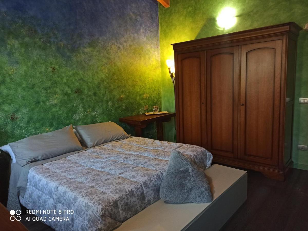 Casa Vacanze Soleluna Монтикьяри Экстерьер фото