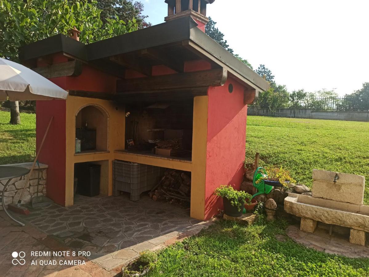 Casa Vacanze Soleluna Монтикьяри Экстерьер фото