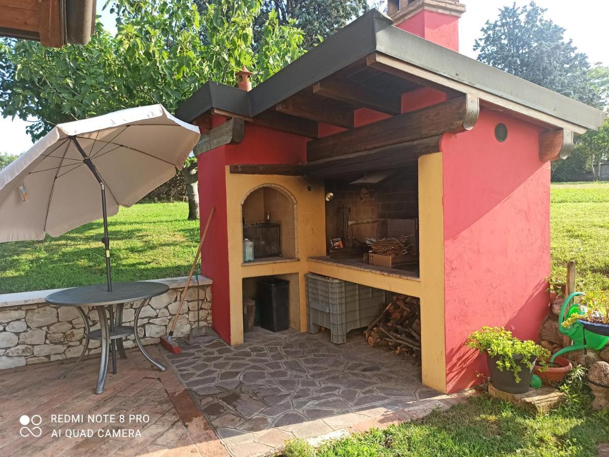 Casa Vacanze Soleluna Монтикьяри Экстерьер фото