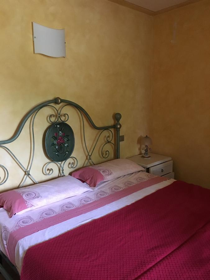 Casa Vacanze Soleluna Монтикьяри Экстерьер фото