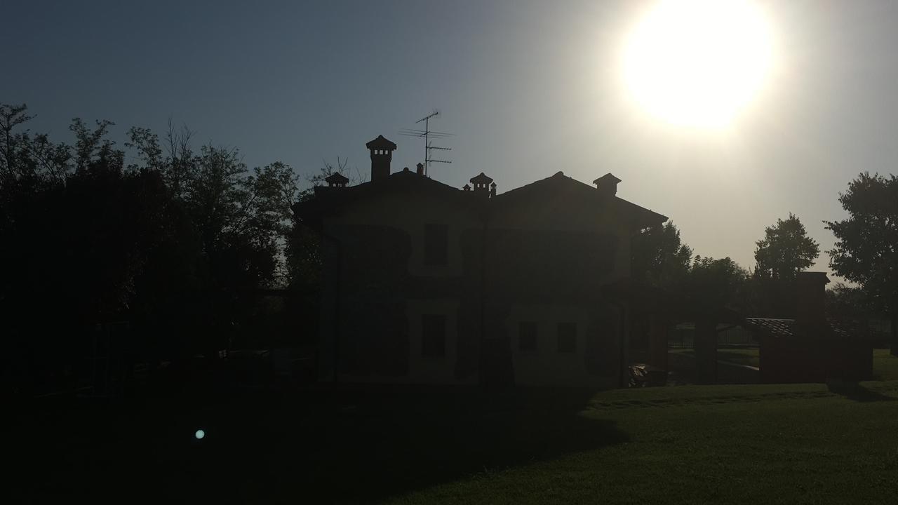 Casa Vacanze Soleluna Монтикьяри Экстерьер фото
