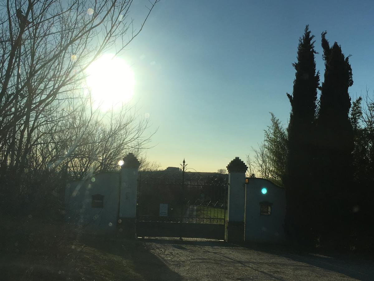 Casa Vacanze Soleluna Монтикьяри Экстерьер фото