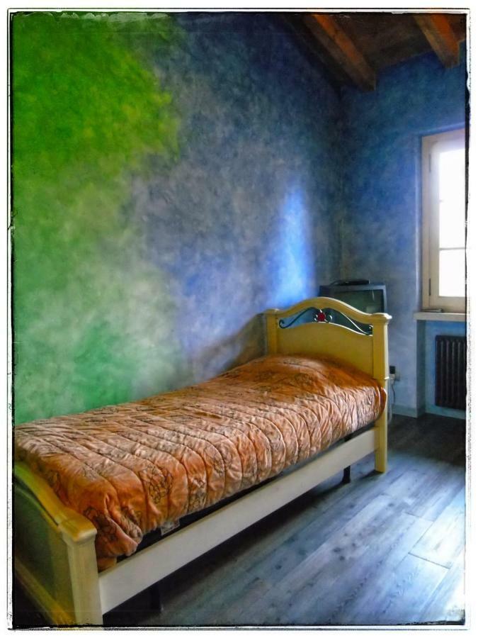 Casa Vacanze Soleluna Монтикьяри Экстерьер фото